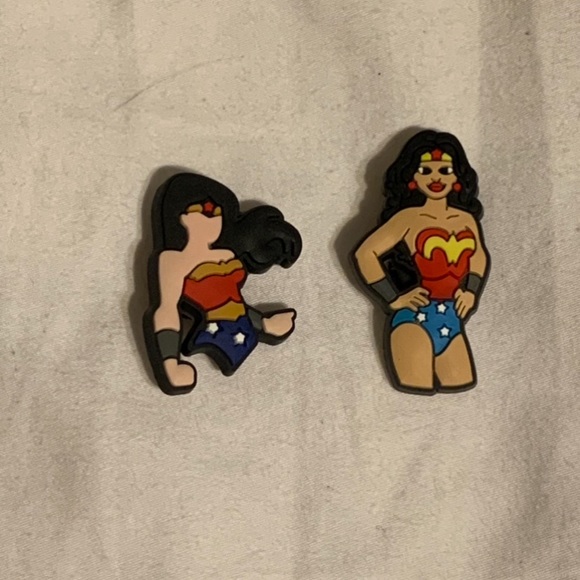 CROCS Jewelry - Wonder Woman Croc Charm Set